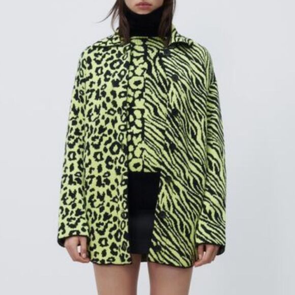 Zara Animal Print Oversized Cardigan/
Jacket(Size Small) - Picture 3 of 11